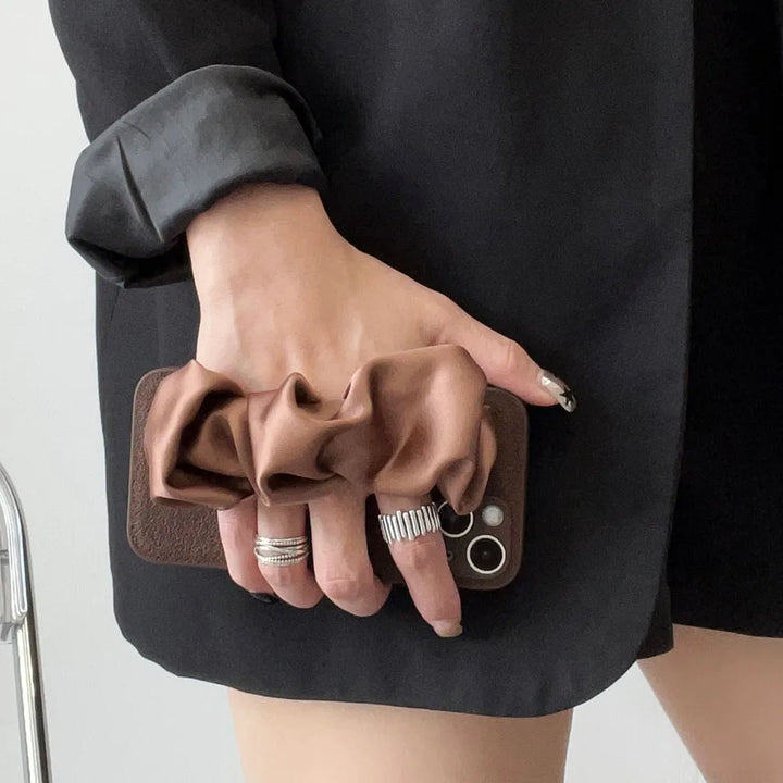 Silk Loop iPhone Case