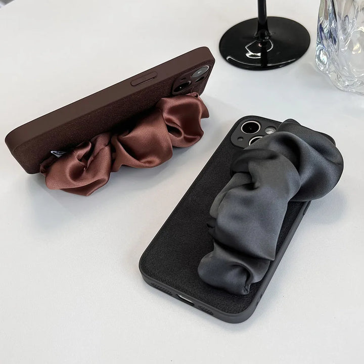 Silk Loop iPhone Case
