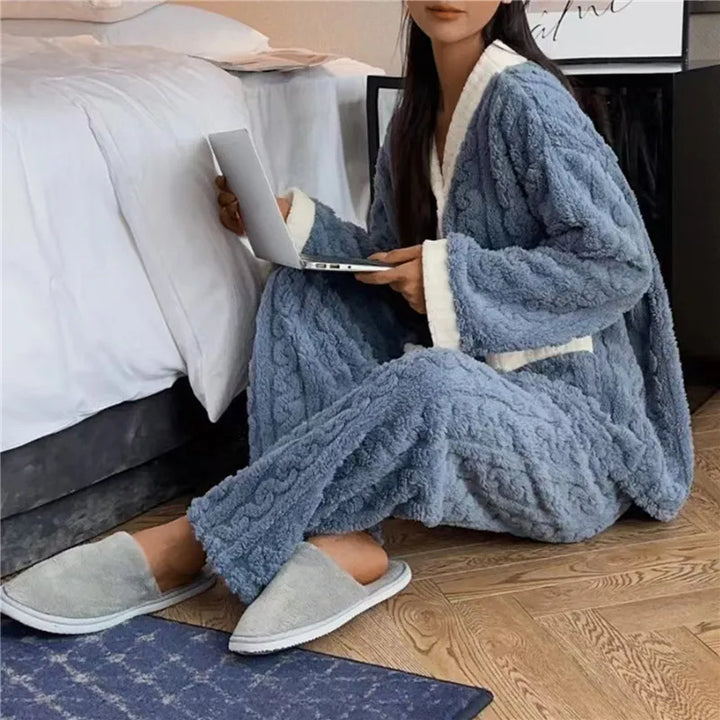 Anne's Velvet Dreamwear