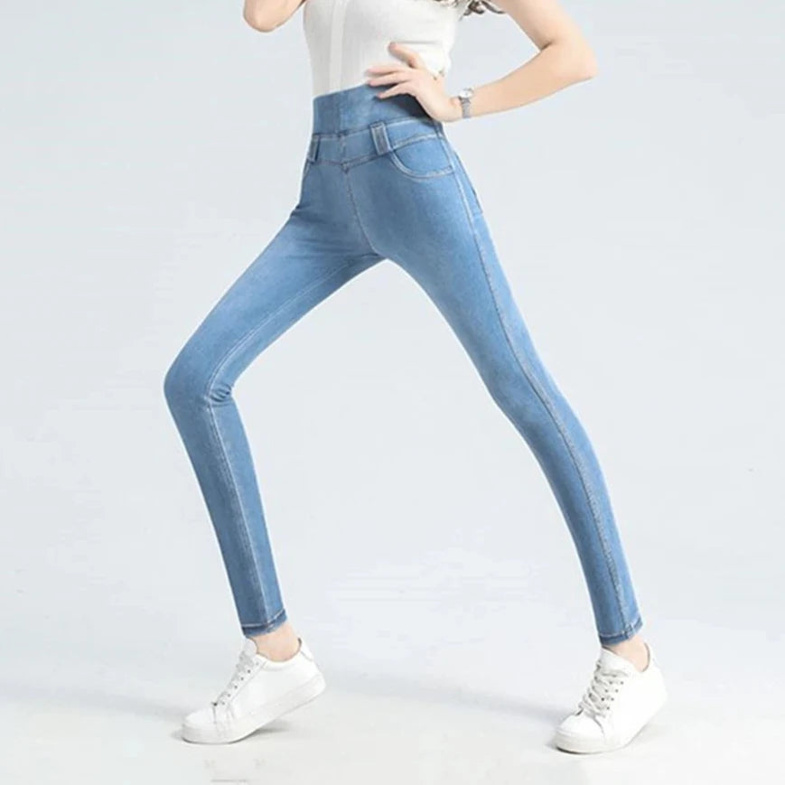 FormFlow ™ High Waist Jeans