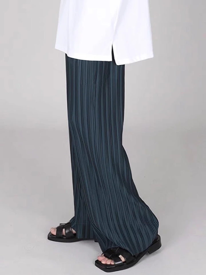 Stratos Pleated Trouser