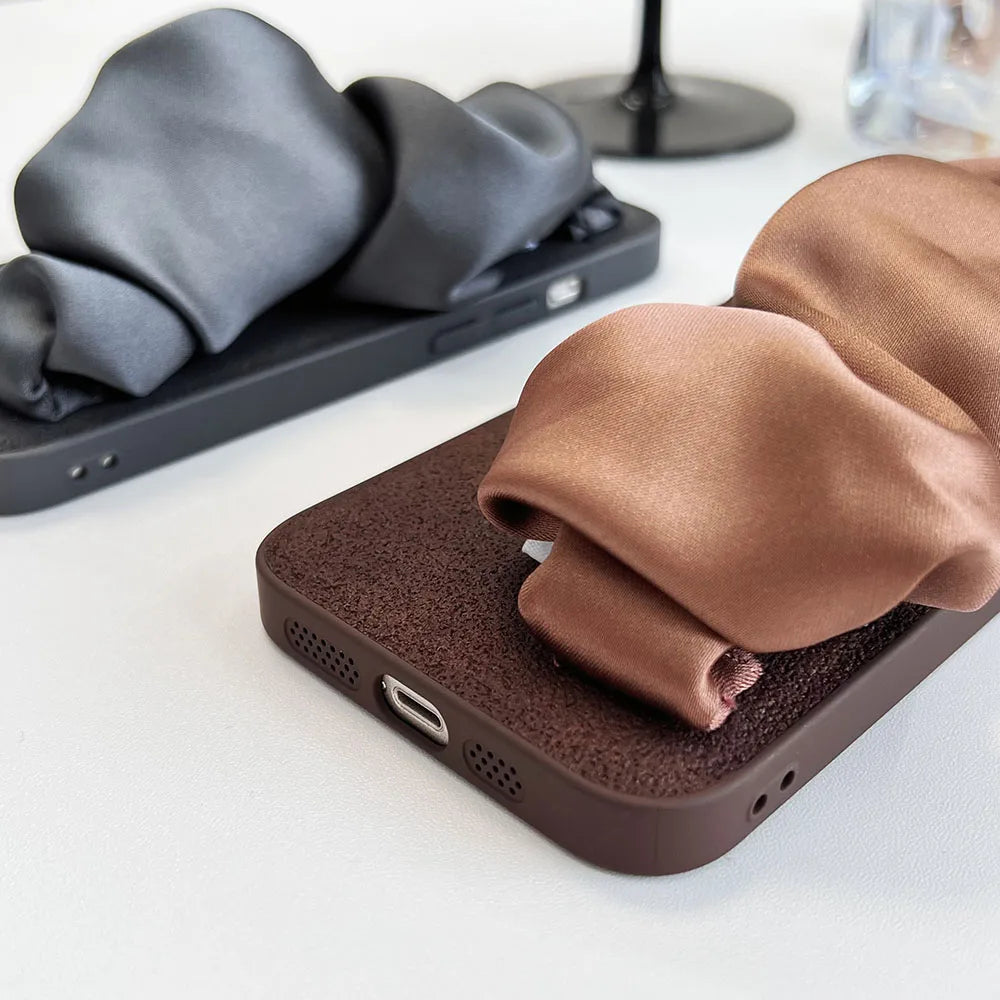 Silk Loop iPhone Case