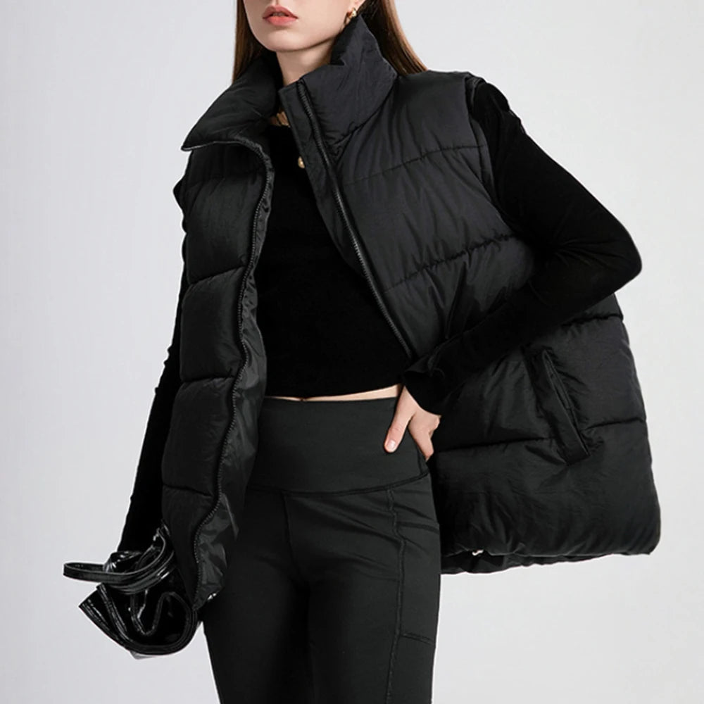 Mia Main Studio Vest