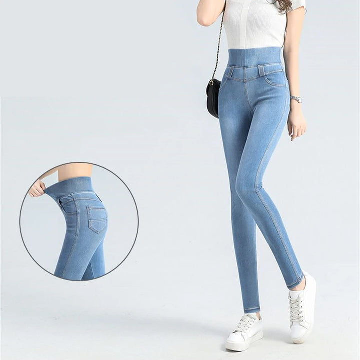 FormFlow ™ High Waist Jeans