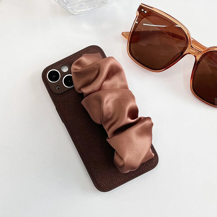 Silk Loop iPhone Case